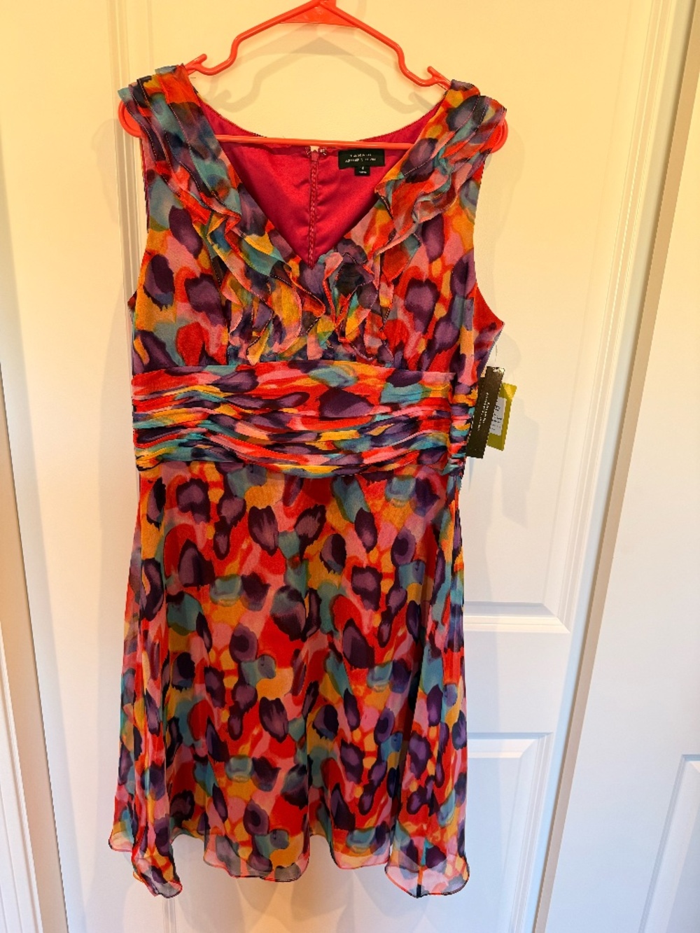 Tahari Abraham style dress, size 14, pink colorful - new with tags on!